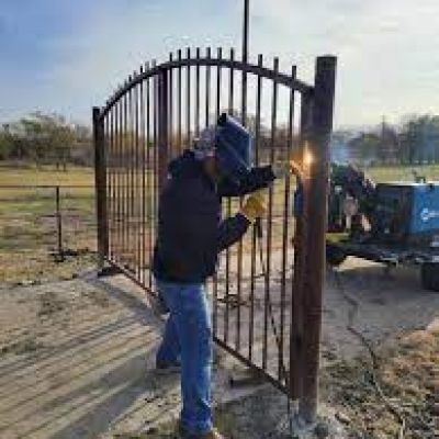 Fence & Gate Repair
